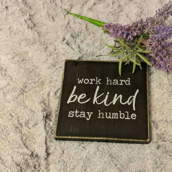 Home or Office Decor - Picture 3 of 3